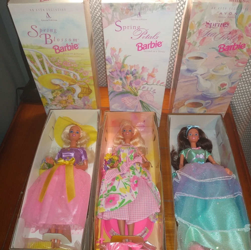 Avon Springtime Barbies Trio